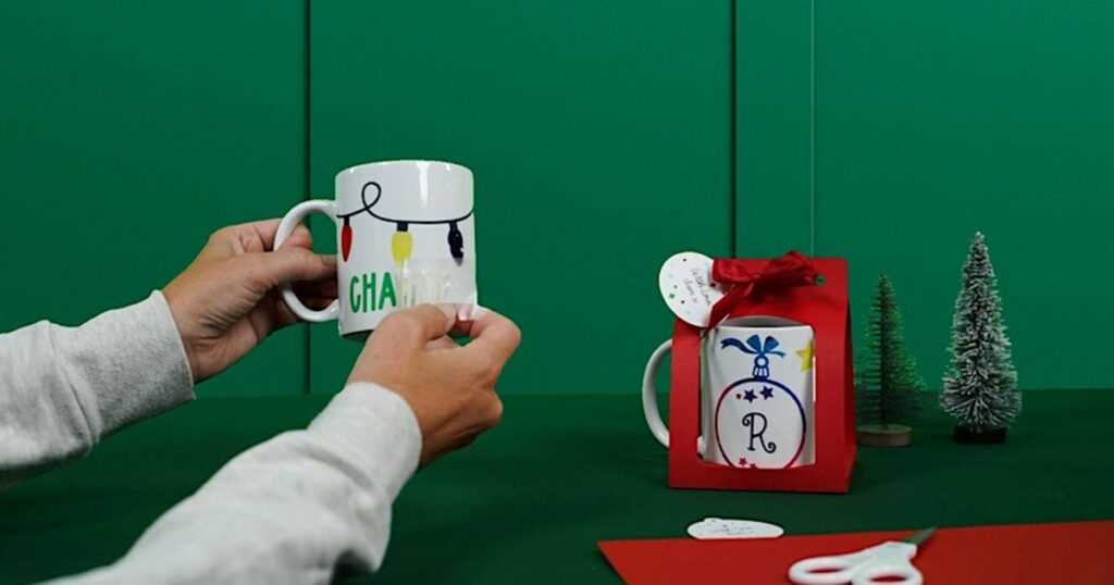 Make a personalised Christmas mug at John lewis