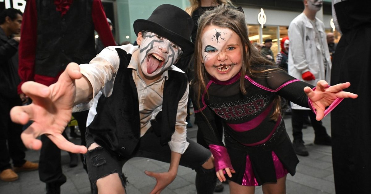 Halloween Party 2024 Images (11)